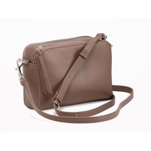 ✨Dual Zip Cross Body Bag✨